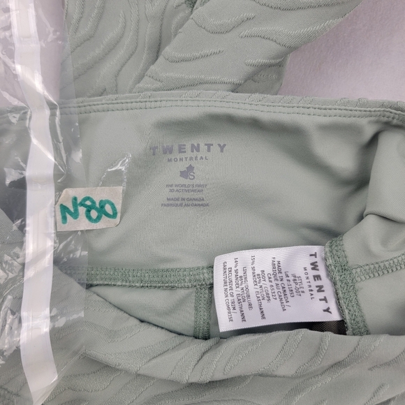 Urban Outfitters Twenty Montreal 3D Activewear leggings with pockets Size sm - Picture 8 of 8